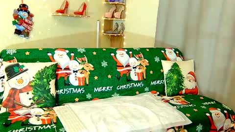 Snapshot of kimpolloc chatting on 12.25.24 Kim online show from 12.25.24