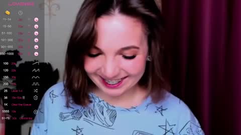 Hazel online show from 03.03.25