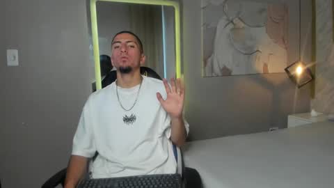Snapshot of king_dante_ chatting on 12.05.24 King Dante online show from 12.05.24