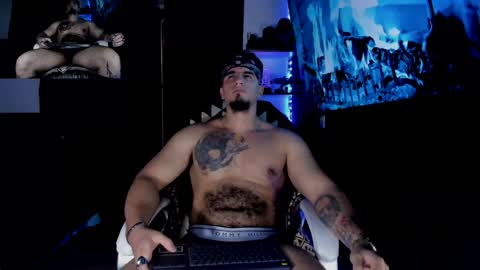 Snapshot of kingbear777 chatting on 12.08.24 King Bear online show from 12.08.24