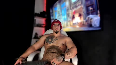 Snapshot of kingbear777 chatting on 12.28.24 King Bear online show from 12.28.24