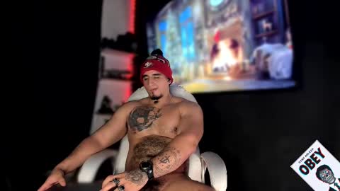 Snapshot of kingbear777 chatting on 02.14.25 King Bear online show from 02.14.25