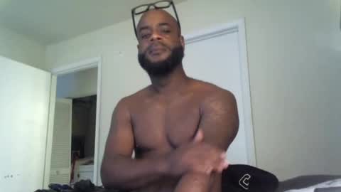 Snapshot of kingofkingz74 chatting on 10.06.25 kingofkingz74 online show from 10.06.25