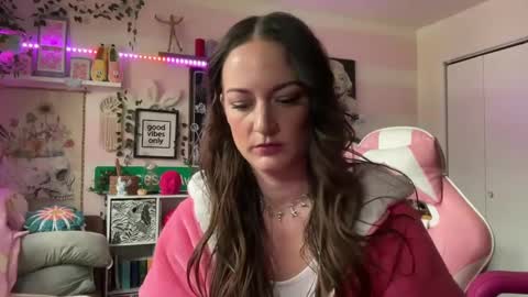 Snapshot of kinkilexixxx chatting on 02.19.25 Lexi Onlyfans  online show from 02.19.25