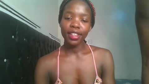 kinky_aria online show from 09.17.25