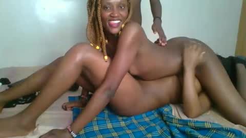 kinky_aria online show from 09.24.25