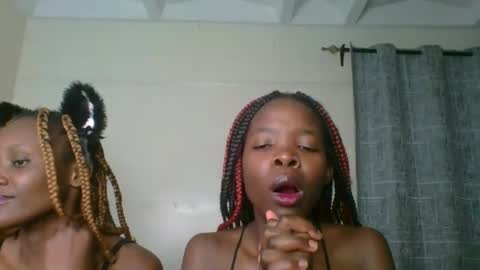 kinky_aria online show from 09.25.25