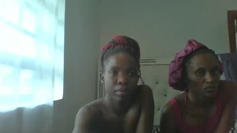 kinky_aria online show from 10.02.25