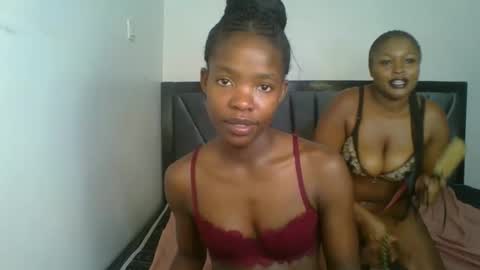 kinky_aria online show from 12.02.25