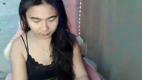 Snapshot of kinky_gurl69 chatting on 09.22.25 mary online show from 09.22.25