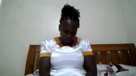 Snapshot of kinky_kaiya chatting on 02.09.25 kaiya online show from 02.09.25