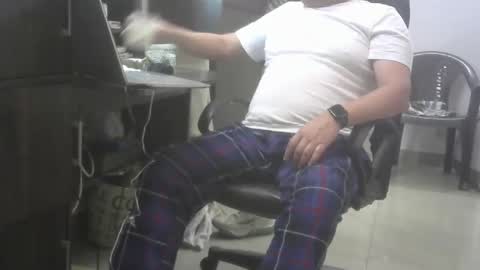 Snapshot of kinkyguy7979 chatting on 02.23.25 kinkyguy7979 online show from 02.23.25