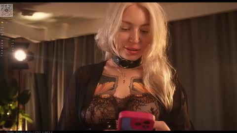 Snapshot of kinkylina_ chatting on 10.05.25 kinkylina_ online show from 10.05.25