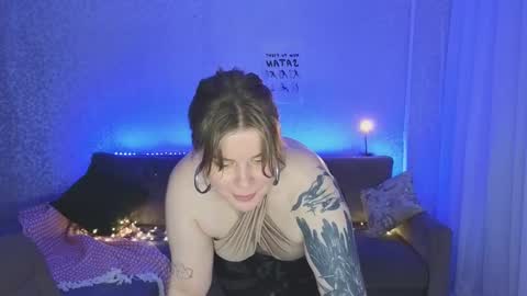 Snapshot of kira_citro chatting on 01.29.25 Kira  NEXT STREAM December 4 5pm CET  11am EST online show from 01.29.25