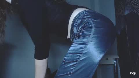 Kira online show from 02.13.25