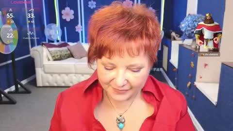 Kira Kennet online show from 11.21.25