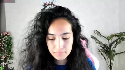 Aura online show from 09.17.25