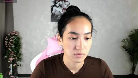 Aura online show from 11.03.25