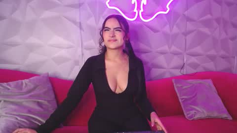 kira_moon_01 online show from 10.10.25