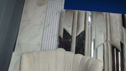 kiraawild online show from 10.28.25