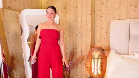 kira online show from 11.25.25