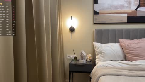 Kira online show from 12.21.24