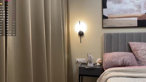 Kira online show from 02.06.25