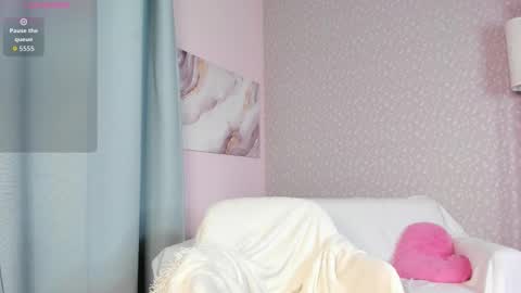 KiraSun online show from 11.12.25