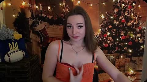 Snapshot of kiss_shy chatting on 12.22.24 Valeria online show from 12.22.24