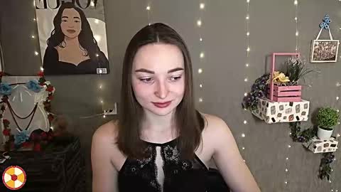 Snapshot of kiss_shy chatting on 02.12.25 Valeria online show from 02.12.25