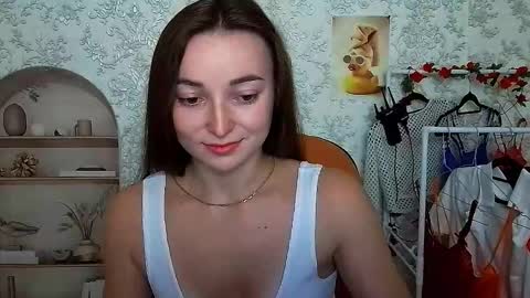 Snapshot of kiss_shy chatting on 10.12.25 Valeria online show from 10.12.25