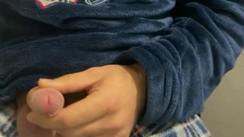 Snapshot of kissandplay1 chatting on 10.26.25 tranboyandcouple online show from 10.26.25