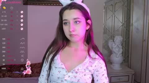 Hot Eva online show from 10.13.25