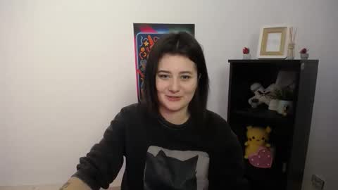 Snapshot of kissleoxx chatting on 10.17.25 kissleoxx online show from 10.17.25