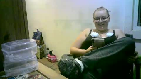 Snapshot of kittenkayla26 chatting on 10.06.25 kittenkayla26 online show from 10.06.25