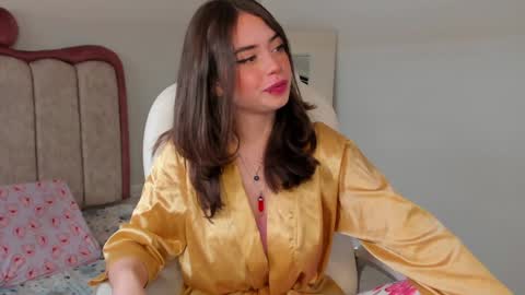 Snapshot of kitty_ford chatting on 12.05.24 Kitty online show from 12.05.24