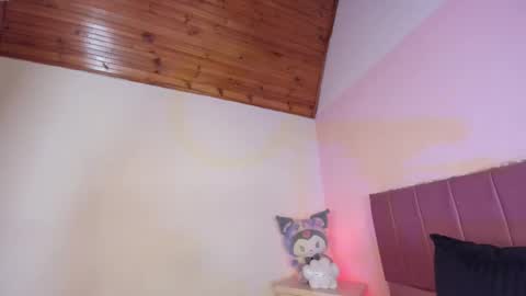 kitty_kryss online show from 10.06.25
