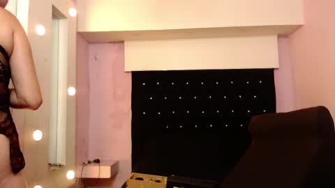 Snapshot of kittybonx chatting on 02.19.25 paola online show from 02.19.25