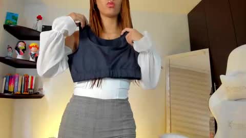 kitty online show from 10.04.25