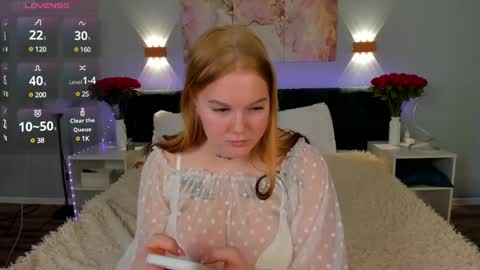 Snapshot of kittyy_cuttie chatting on 03.10.25 kittyy online show from 03.10.25