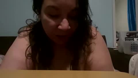 Snapshot of kivs19 chatting on 02.11.25 kivs19 online show from 02.11.25