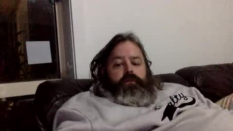 Snapshot of kiwiabroad2620 chatting on 10.25.25 Kiwiabroad online show from 10.25.25