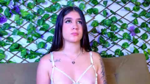 kloe_bella online show from 10.04.25