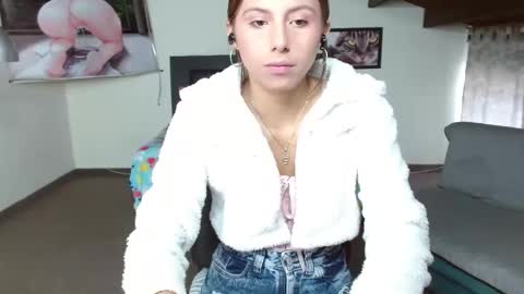 Snapshot of kloe_deker chatting on 03.06.25 Kloe deker online show from 03.06.25