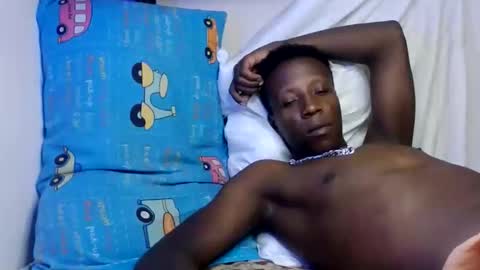 Snapshot of kmg_777 chatting on 11.08.25 kmg_777 online show from 11.08.25