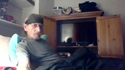 Snapshot of kodiakpm1 chatting on 12.30.24 kodiakpm1 online show from 12.30.24