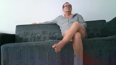 Snapshot of komputer123456789 chatting on 01.04.25 Bogdan online show from 01.04.25