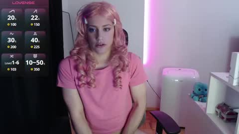 Snapshot of koneko_nya chatting on 12.29.24  Riley  online show from 12.29.24