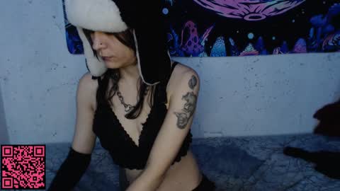 Snapshot of konekokawai chatting on 02.18.25 konekokawai online show from 02.18.25