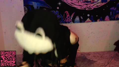 Snapshot of konekokawai chatting on 02.18.25 konekokawai online show from 02.18.25